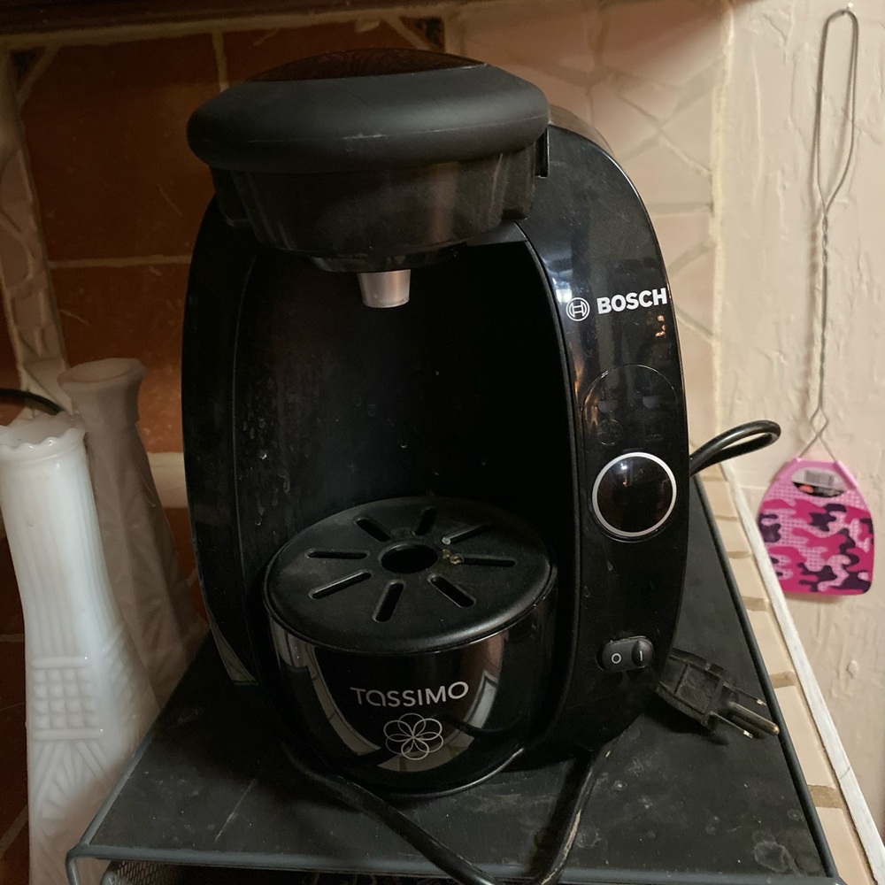 Tassimo single serve coffee machine